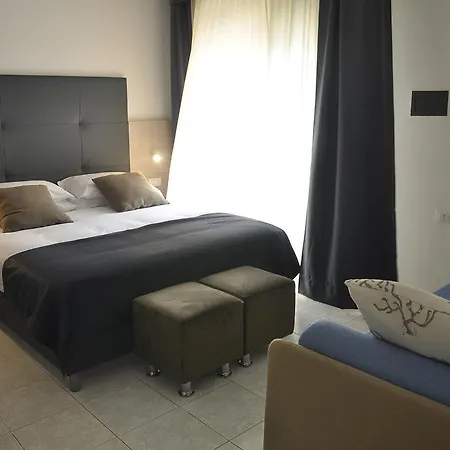 酒店 El Salvador Frontemare Piscina Riscaldata 3*
